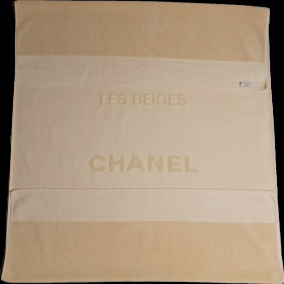 CHANEL Parfums Beach Towel - NEW - Ultra Large (37'' x 66'') - Picture 1 of 8